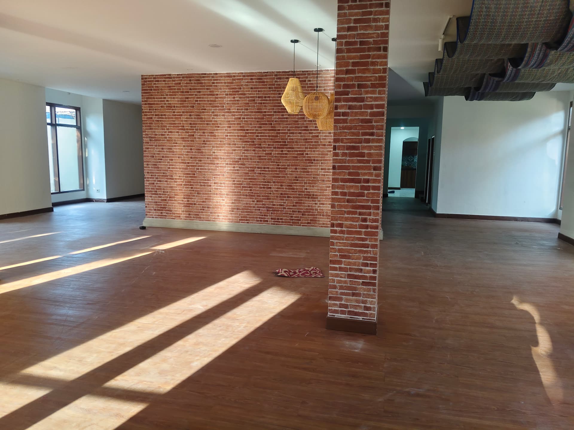 Disewakan Gedung Komersial Bypass Sanur 12
